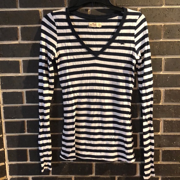 Hollister Tops - Long Sleeve T-shirt